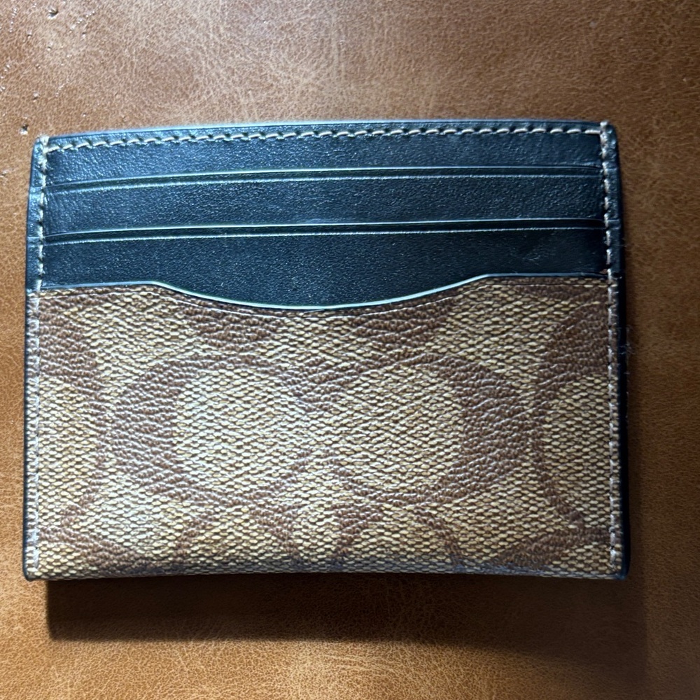 Coach signature Card Holder